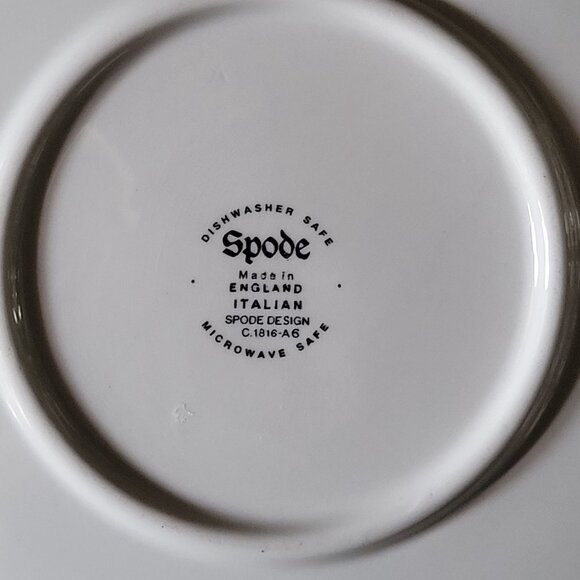 Spode Blue Italian Daisy Bowl 11.125" Scalloped Edge Blue and White Bowl - Picture 7 of 7